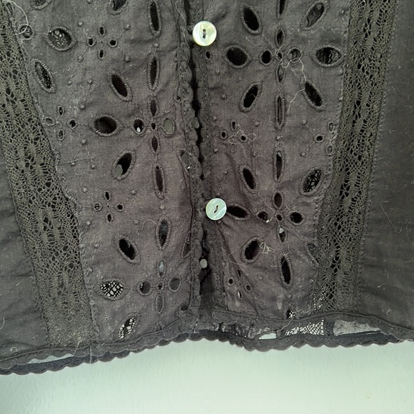 NWOT — Aritizia Wilfred top with button back and lace - SIZE LARGE - Picture 5 of 5